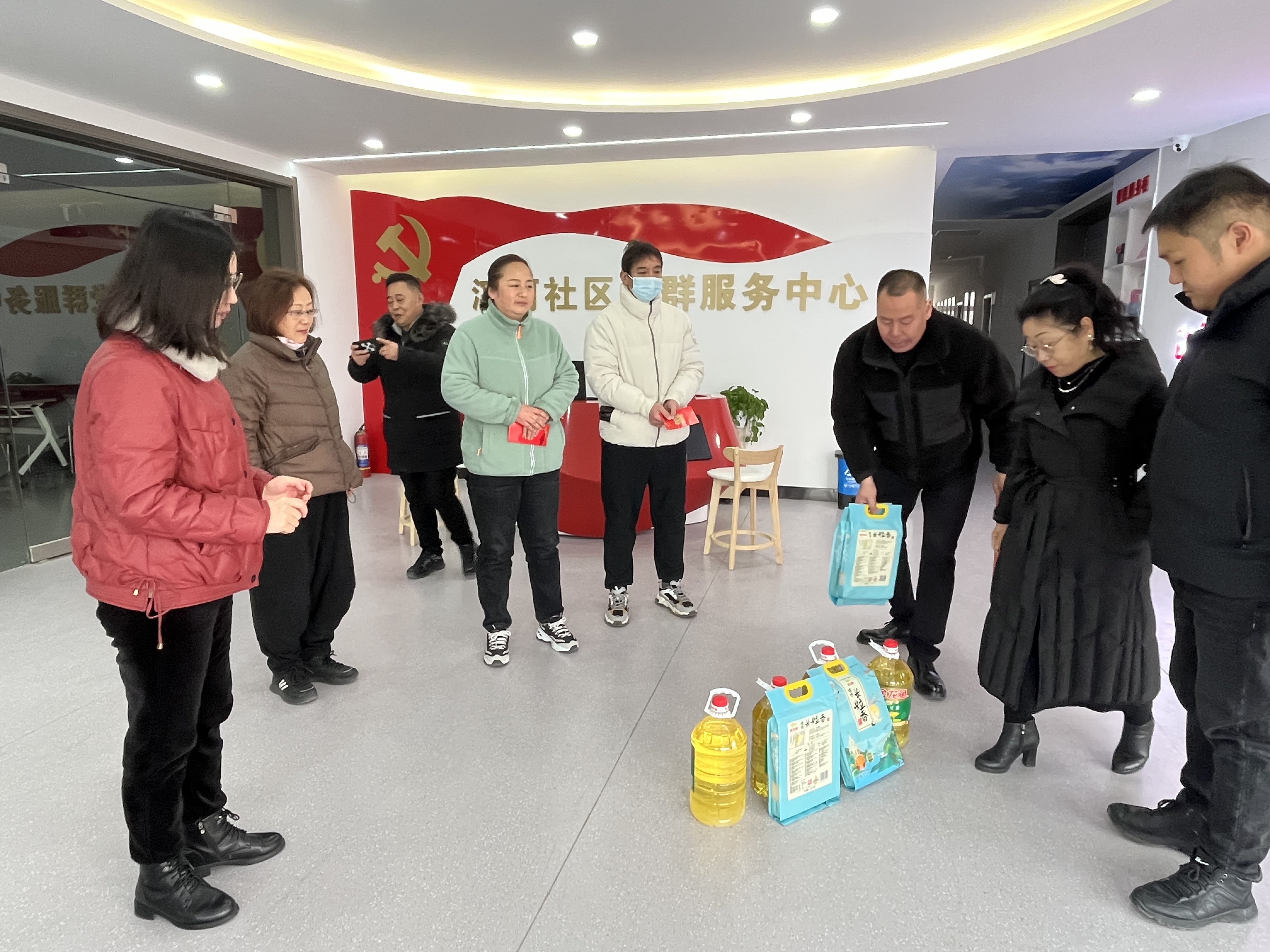 慈善关爱 大爱同行 | 2024年正大源虹源科技春节慰问困难家庭(图1) 慈善关爱 大爱同行 | 2024年正大源虹源科技春节慰问困难家庭(图1)